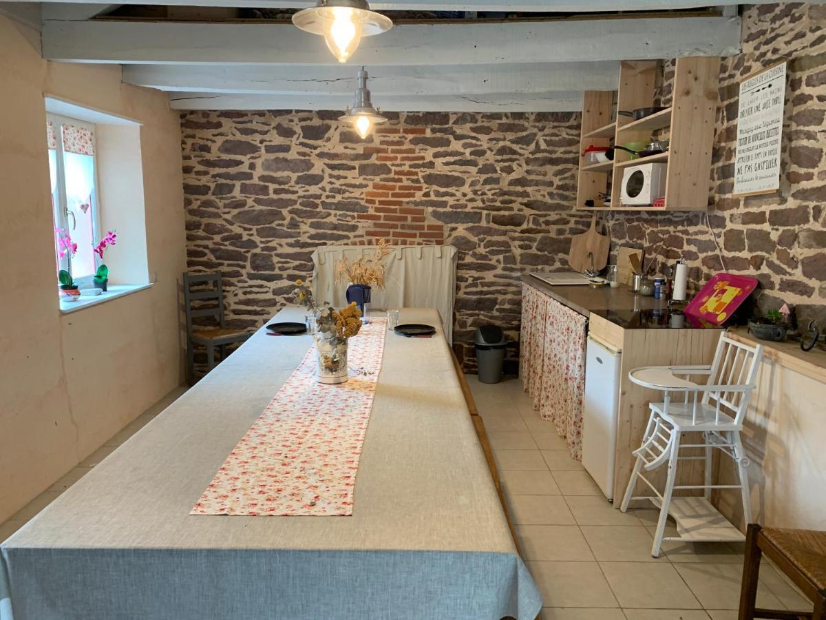 Saint-Malon-sur-MelLes Bouyeres住宿加早餐旅馆 外观 照片